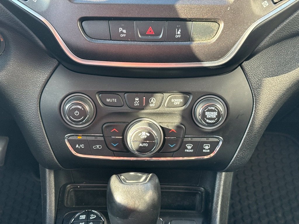 2021 Jeep Cherokee Trailhawk
