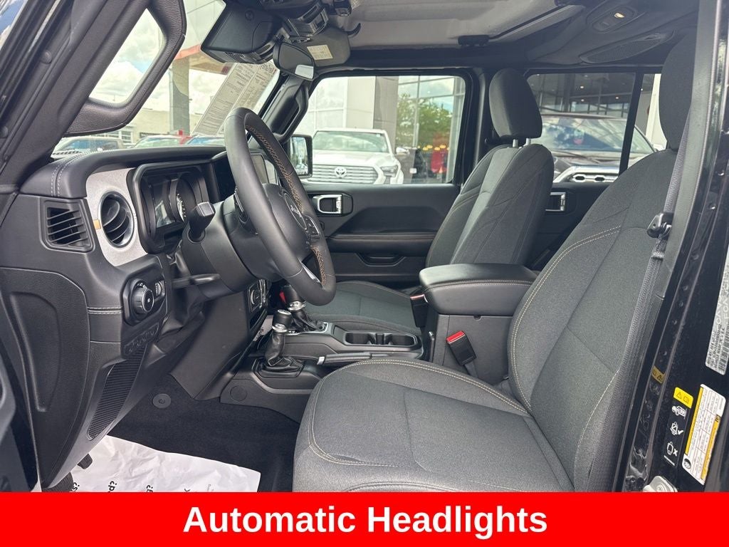 2025 Jeep Wrangler Sahara