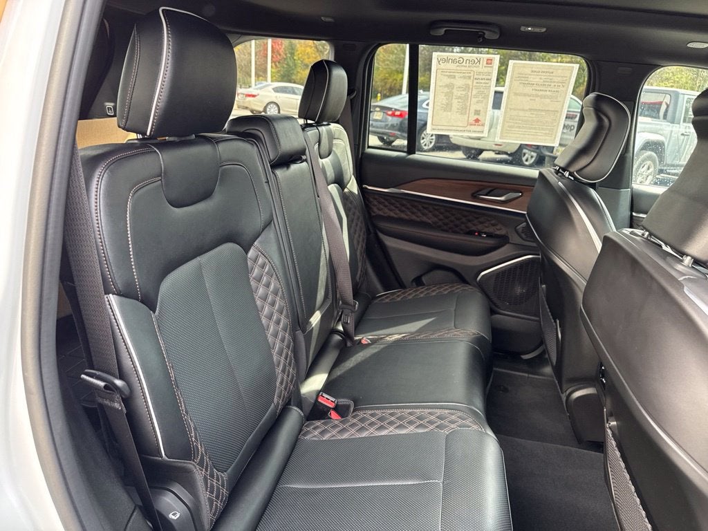 2024 Jeep Grand Cherokee Summit