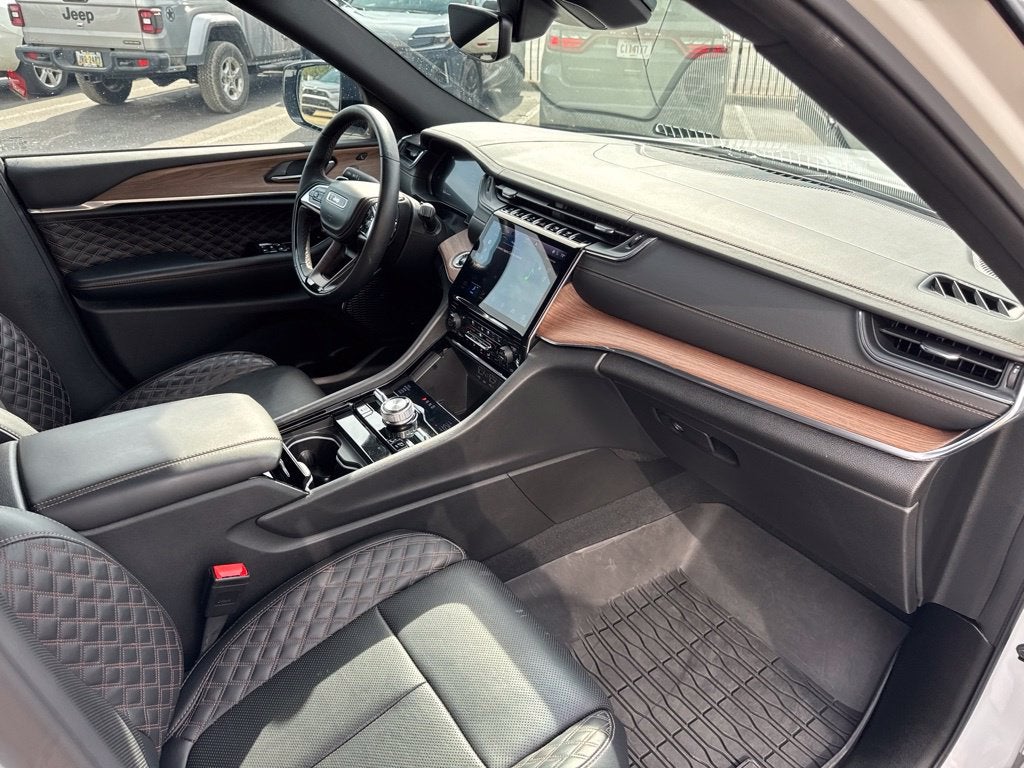 2024 Jeep Grand Cherokee Summit