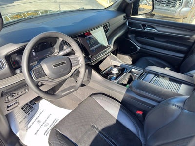 2024 Jeep Wagoneer L Series II