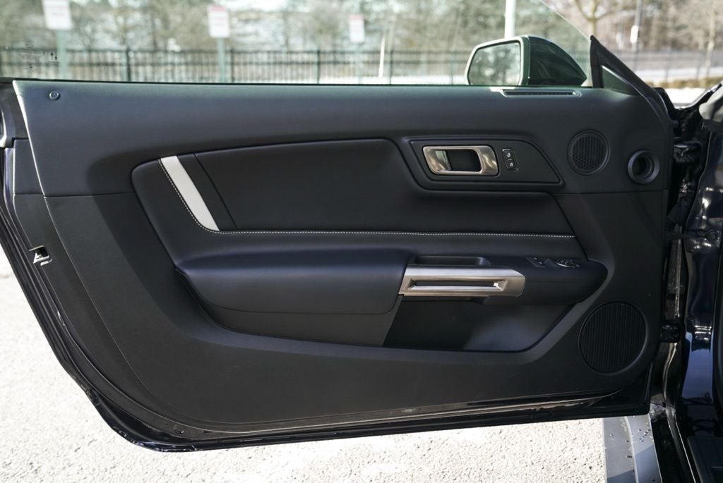 2021 Ford Mustang Shelby GT500 Carbon Fiber Track Pack