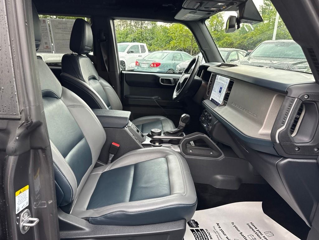 2024 Ford Bronco Outer Banks