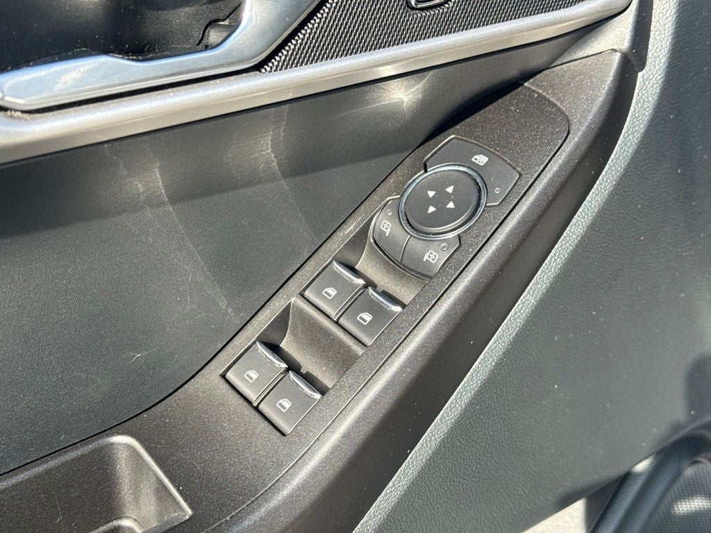 2021 Ford Explorer Base