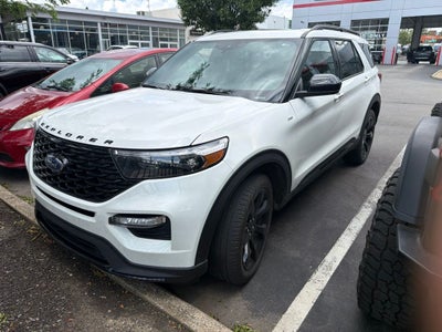 2023 Ford Explorer ST-Line