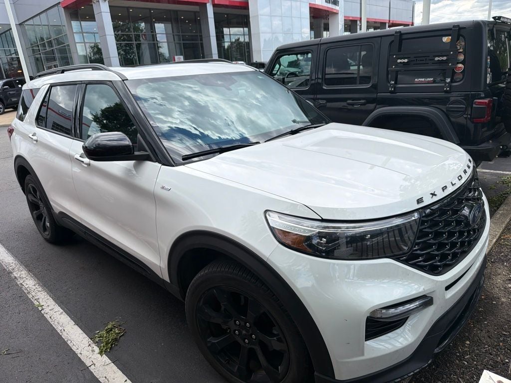2023 Ford Explorer ST-Line
