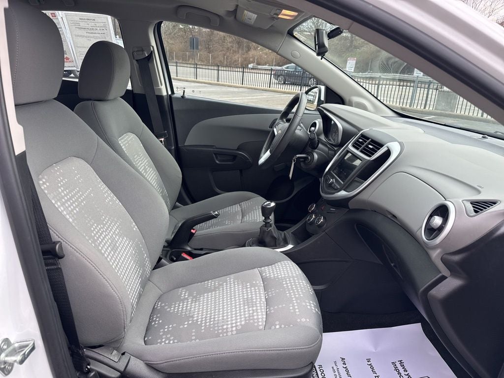 2019 Chevrolet Sonic LS