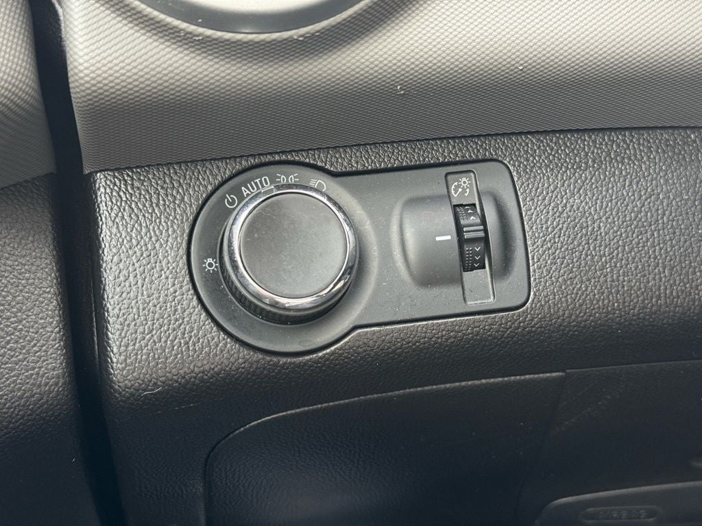 2019 Chevrolet Sonic LS