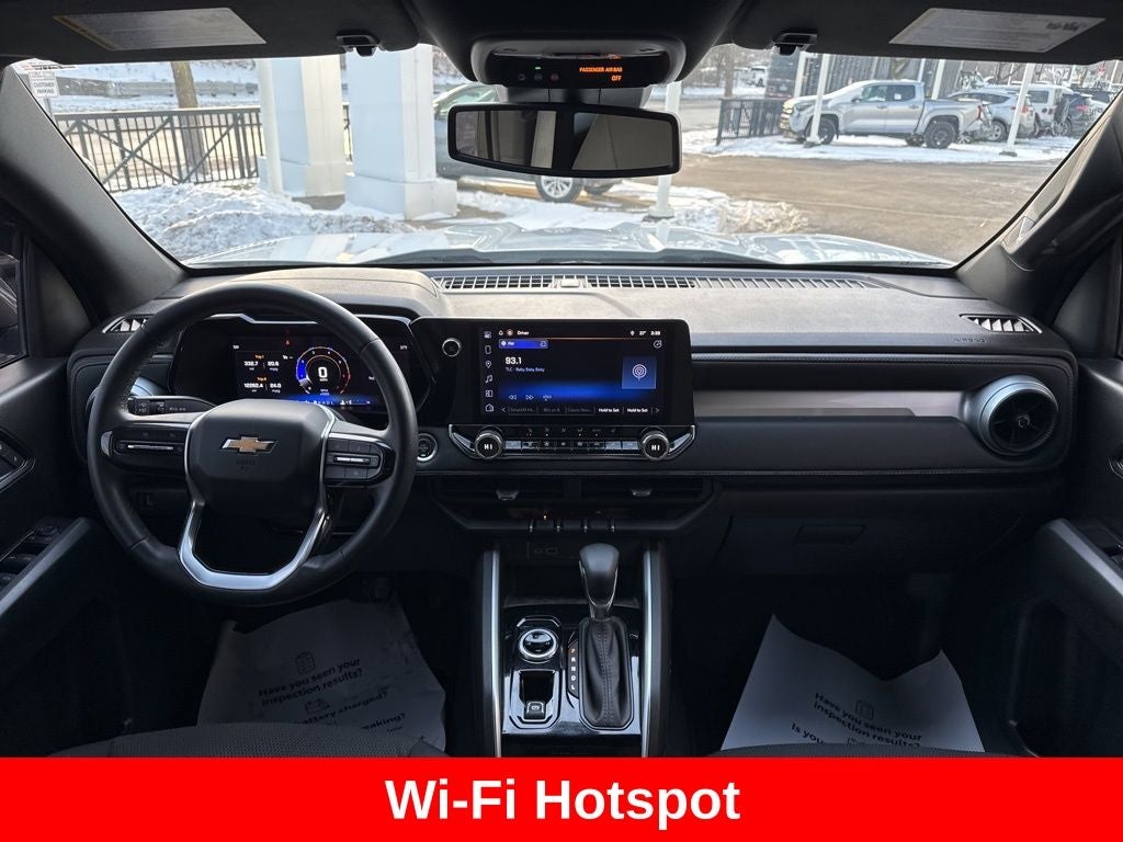 2025 Chevrolet Colorado LT