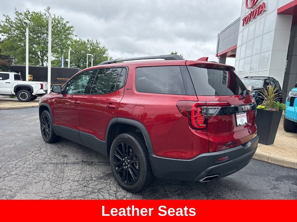 2023 GMC Acadia SLT