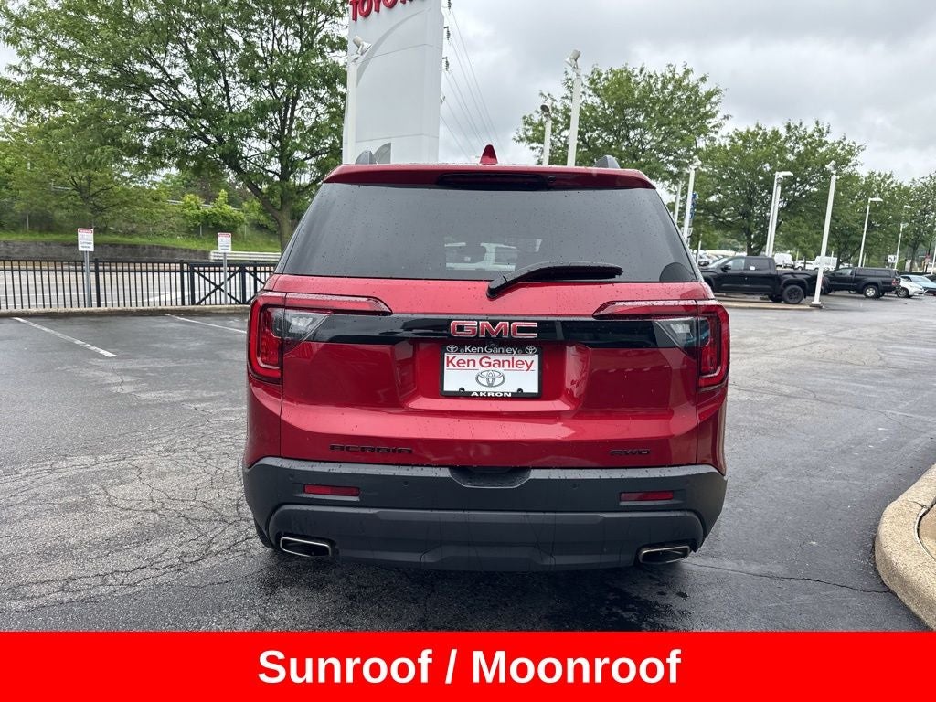 2023 GMC Acadia SLT
