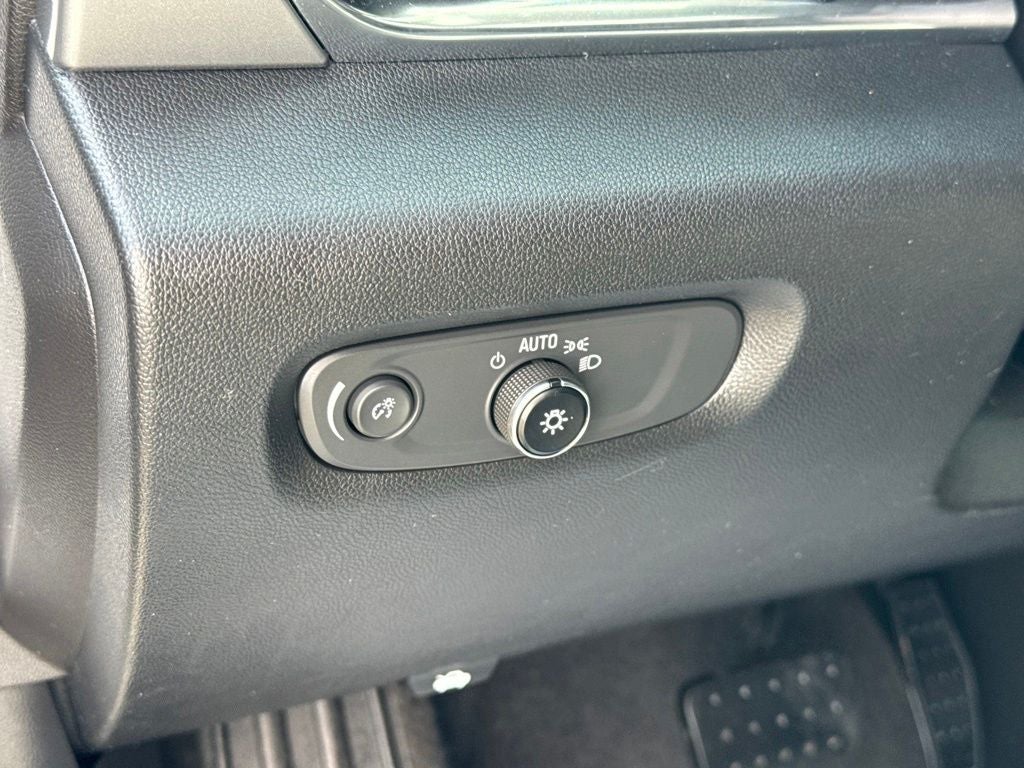 2018 Chevrolet Traverse LS