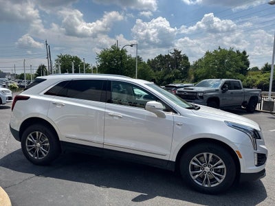 2022 Cadillac XT5 Premium Luxury