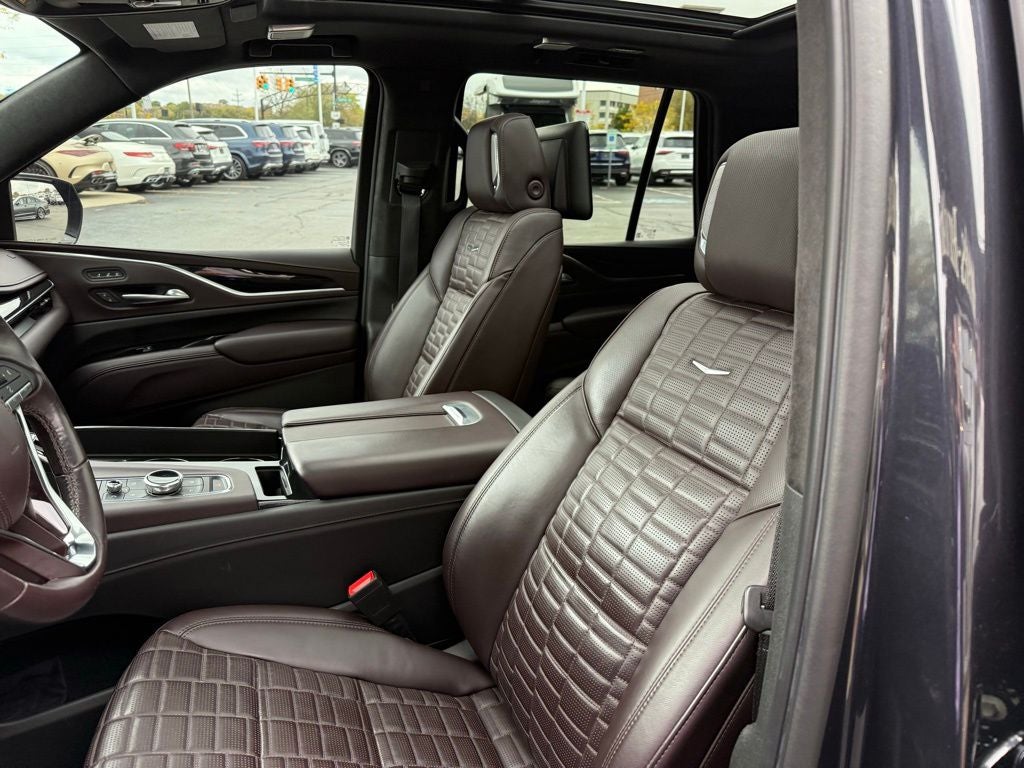 2023 Cadillac Escalade Sport Platinum