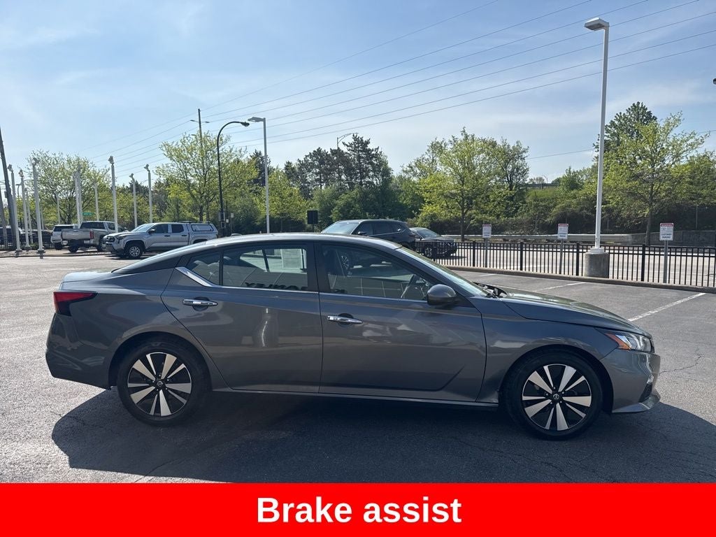 2022 Nissan Altima 2.5 SV