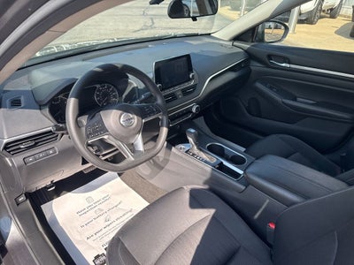 2022 Nissan Altima 2.5 SV