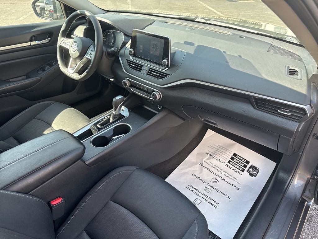 2022 Nissan Altima 2.5 SV