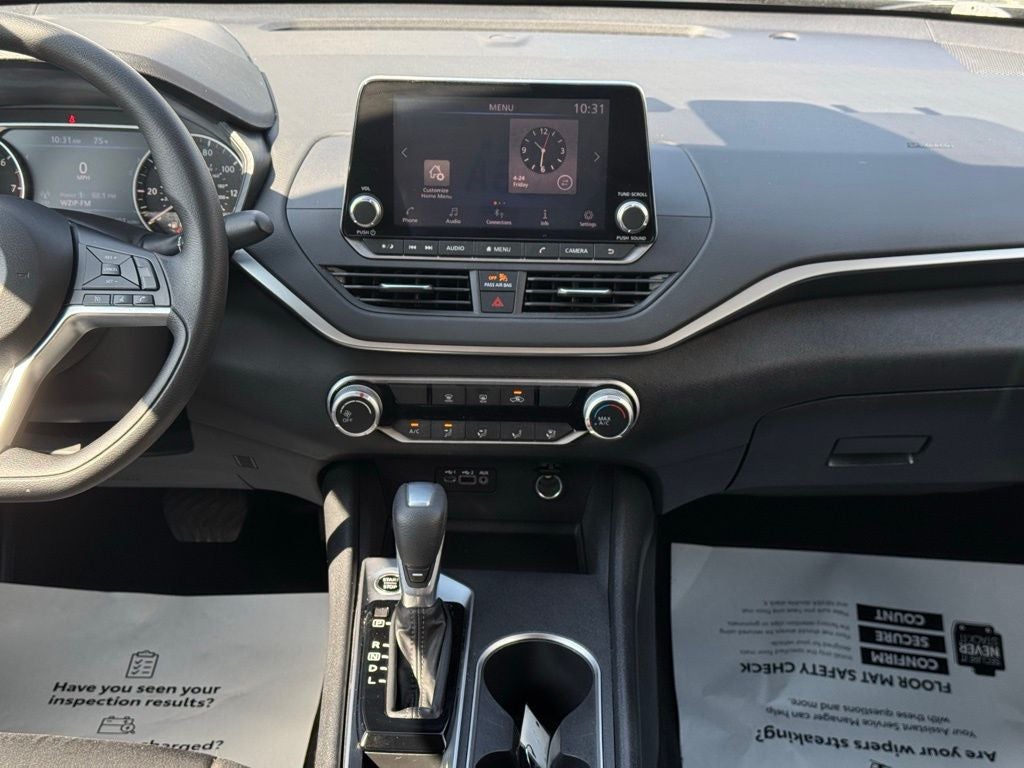 2022 Nissan Altima 2.5 SV