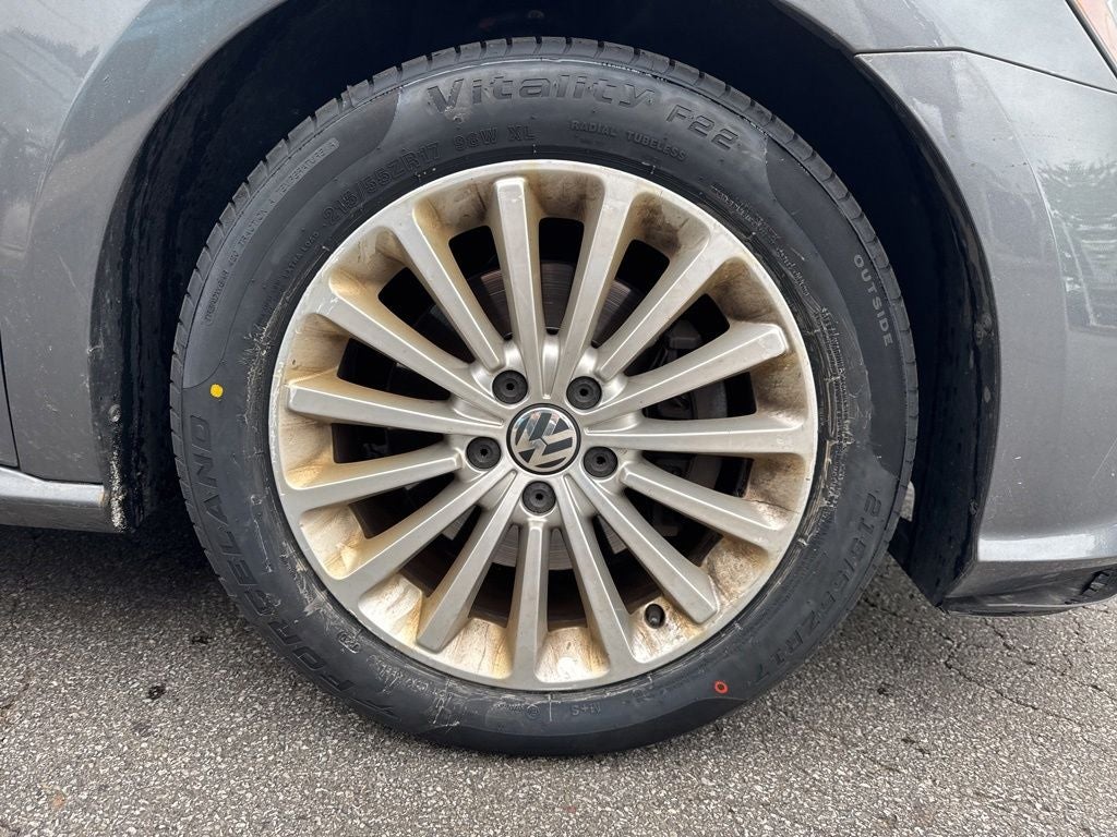 2017 Volkswagen Passat 1.8T SE