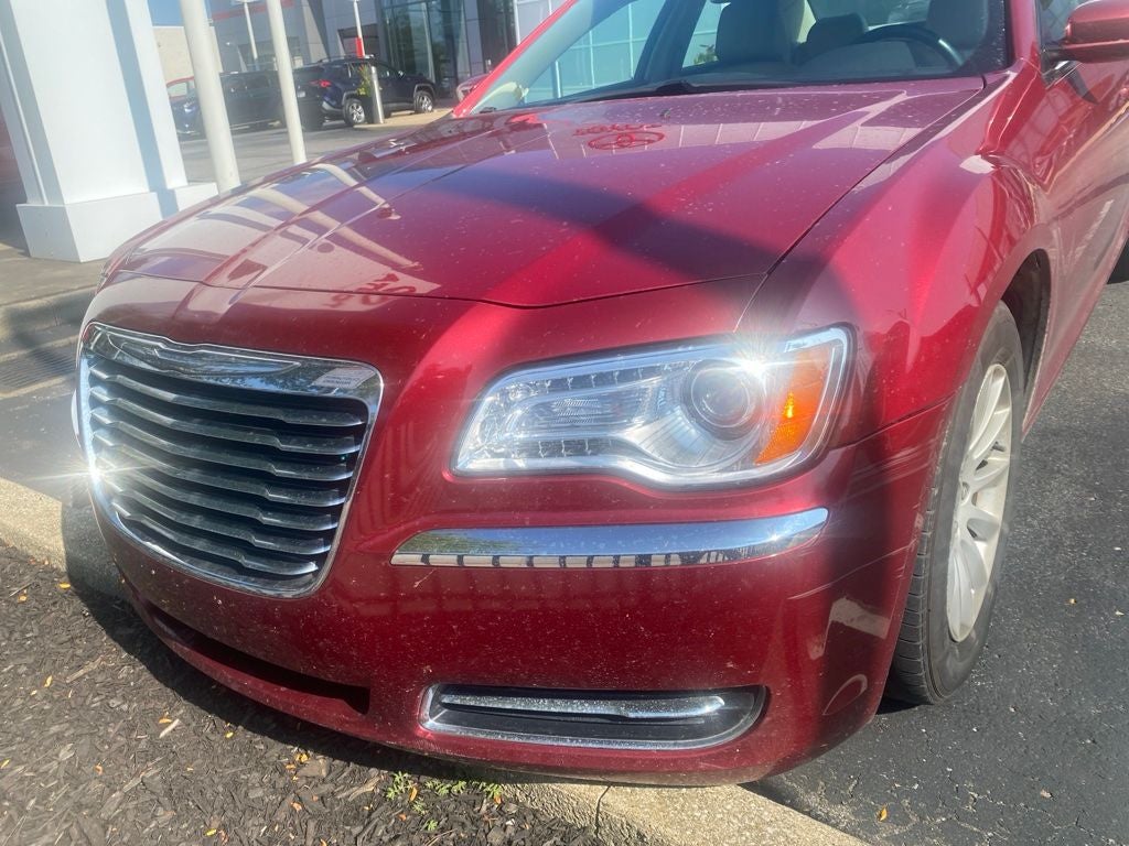 2014 Chrysler 300 Base