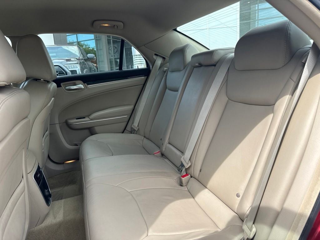 2014 Chrysler 300 Base