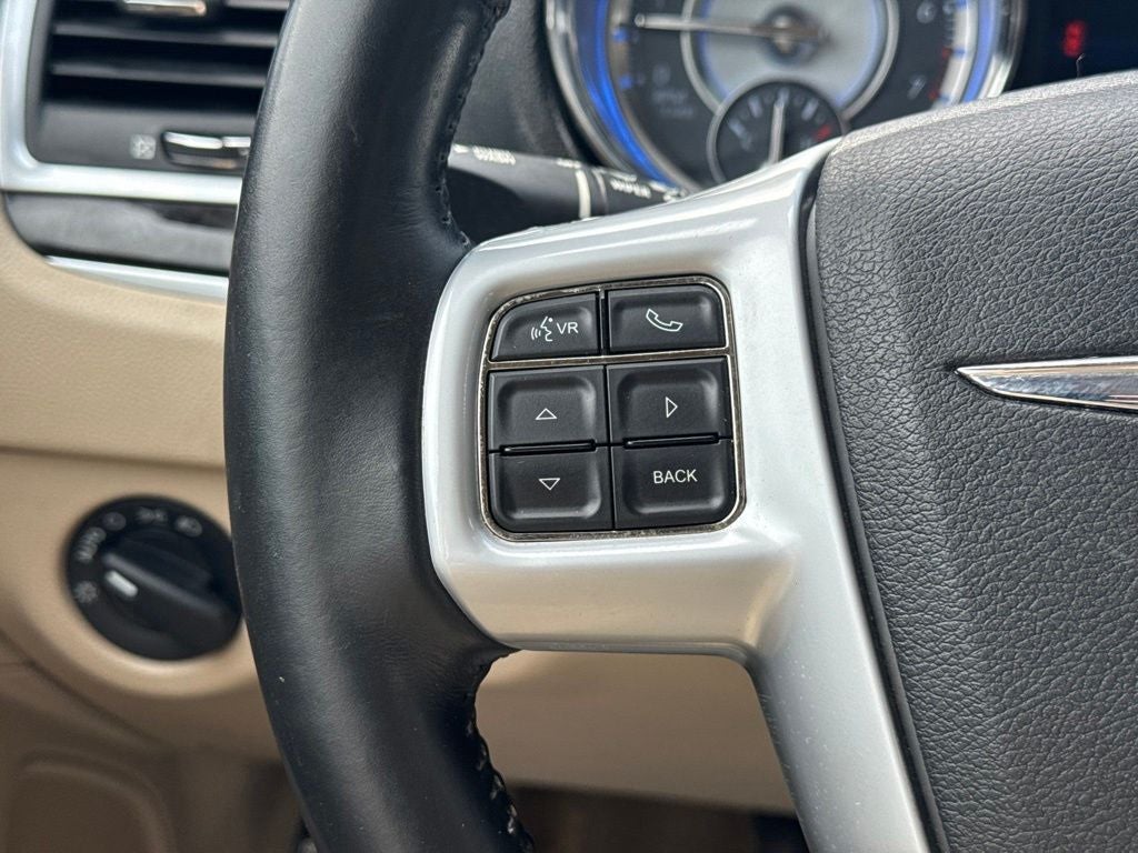 2014 Chrysler 300 Base