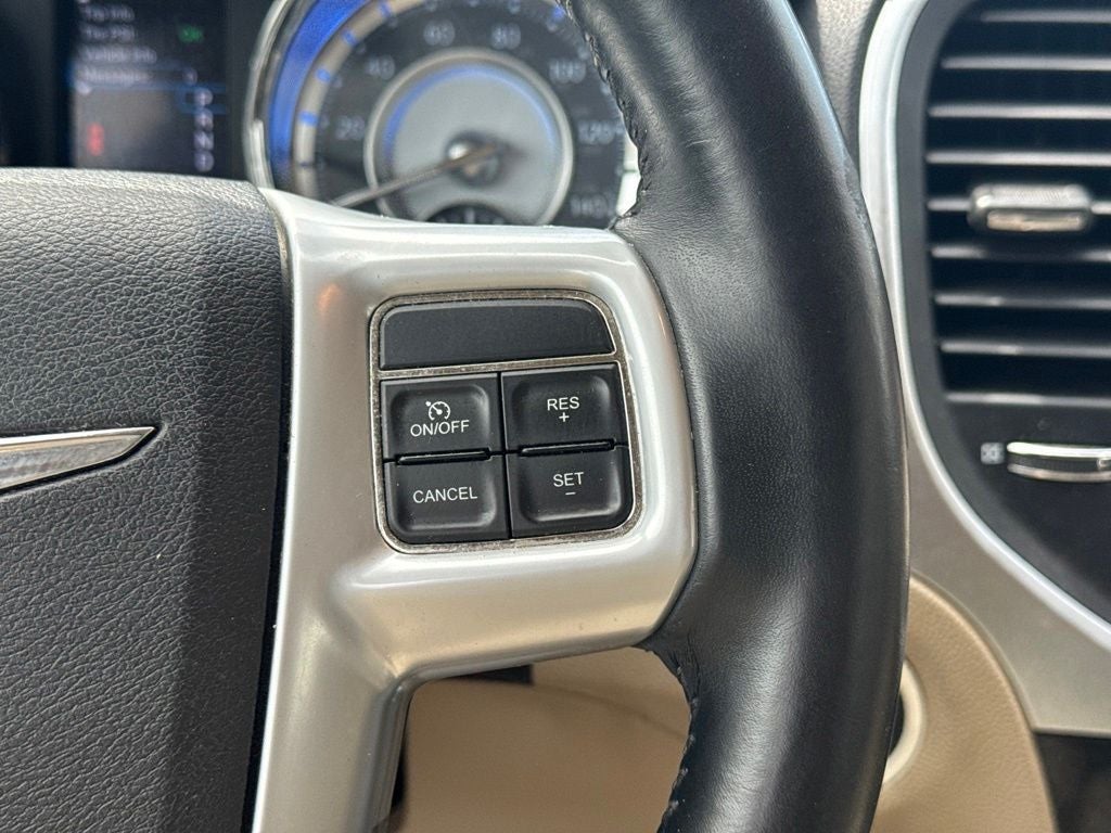 2014 Chrysler 300 Base