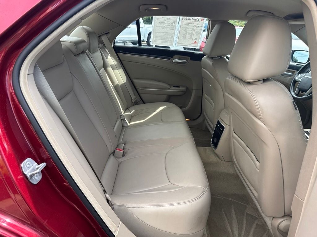 2014 Chrysler 300 Base
