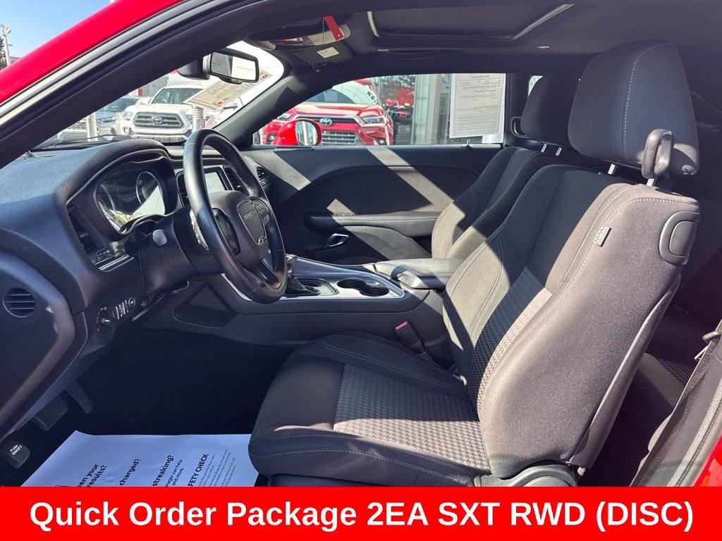 2019 Dodge Challenger SXT