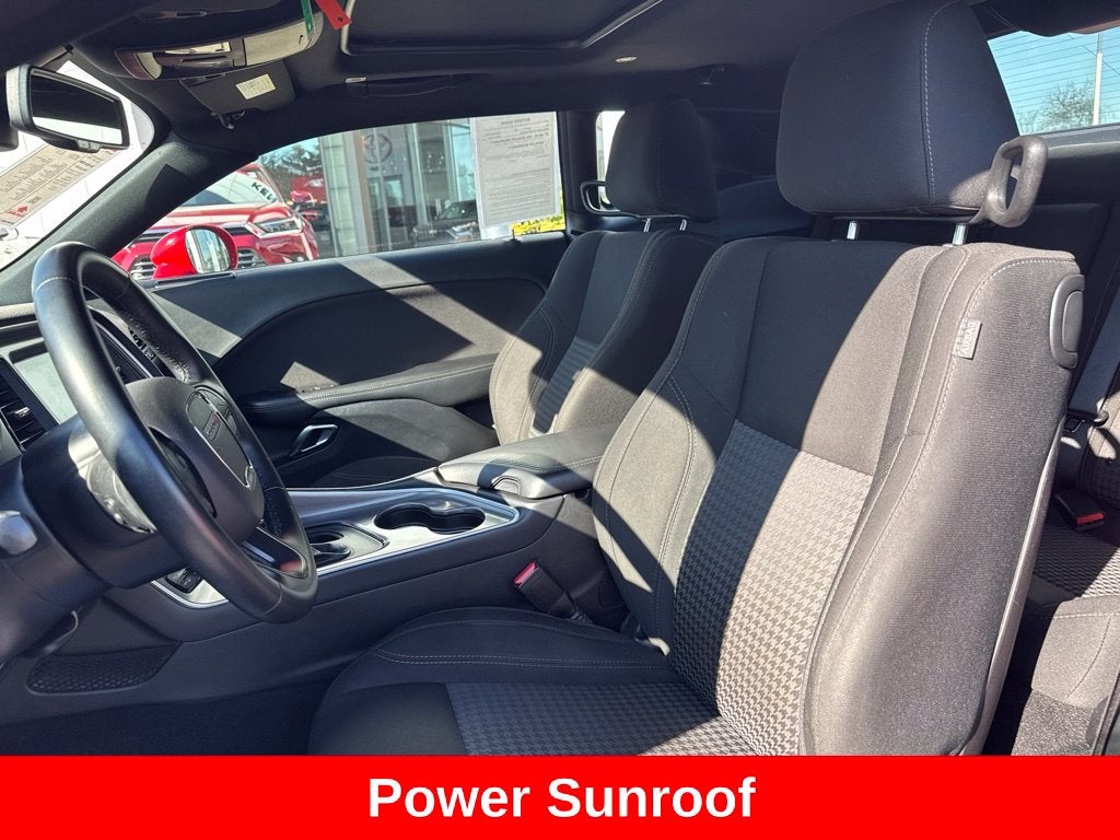 2019 Dodge Challenger SXT