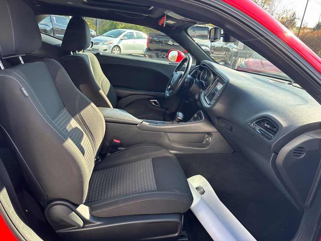 2019 Dodge Challenger SXT