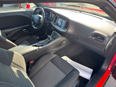 2019 Dodge Challenger SXT