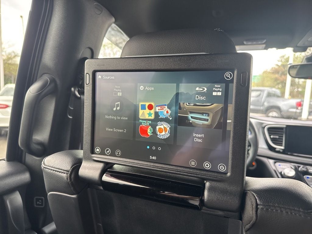 2021 Chrysler Pacifica Touring L