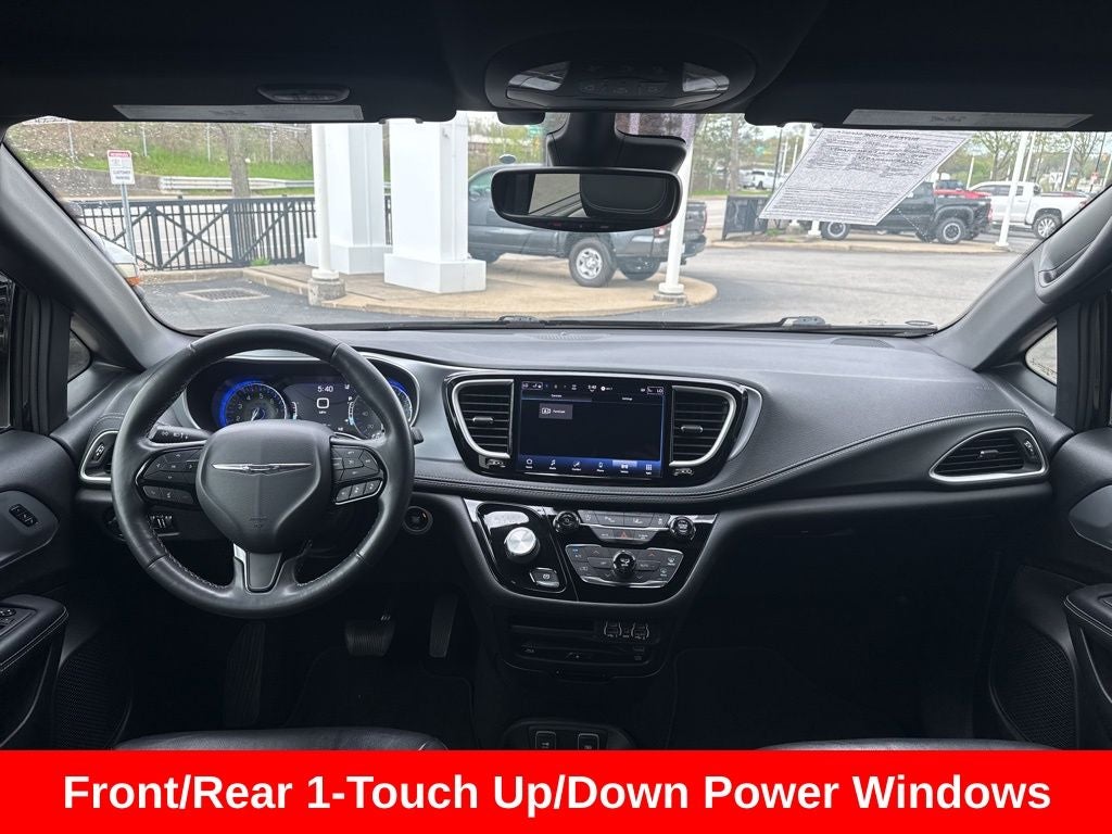 2021 Chrysler Pacifica Touring L