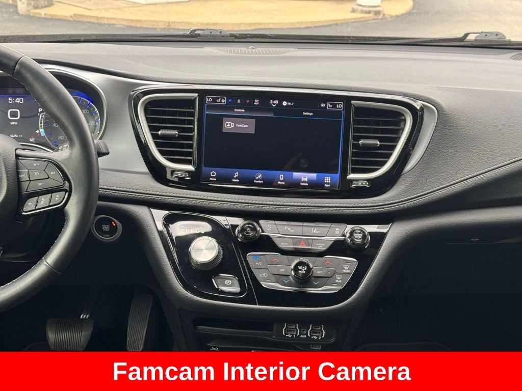 2021 Chrysler Pacifica Touring L