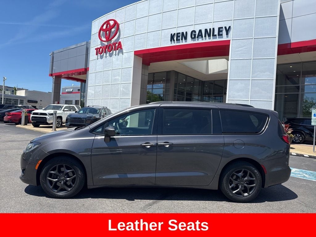 2018 Chrysler Pacifica Touring L Plus
