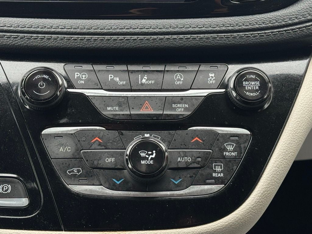 2020 Chrysler Pacifica Limited