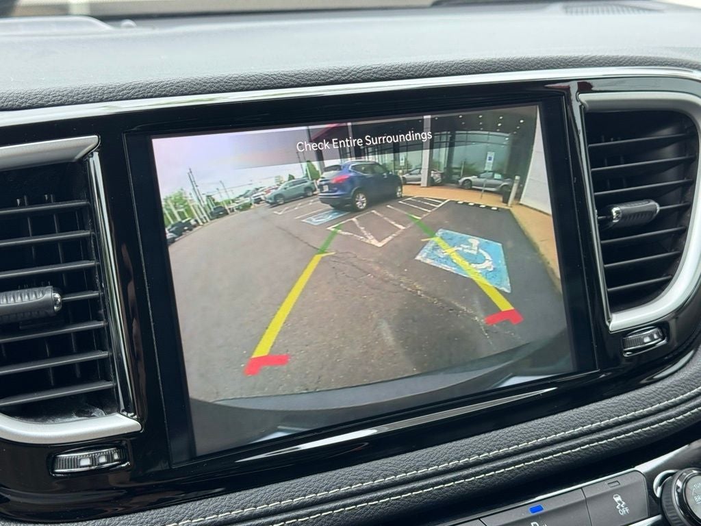 2024 Chrysler Pacifica Hybrid Select