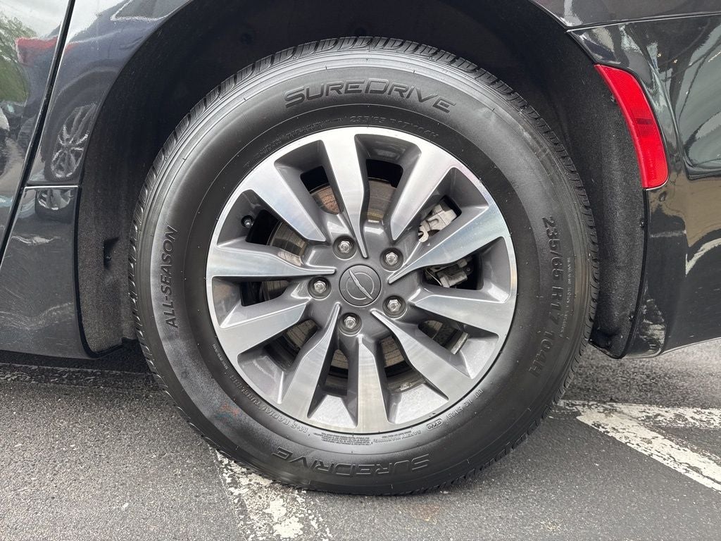 2024 Chrysler Pacifica Hybrid Select