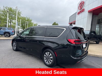 2024 Chrysler Pacifica Hybrid Select