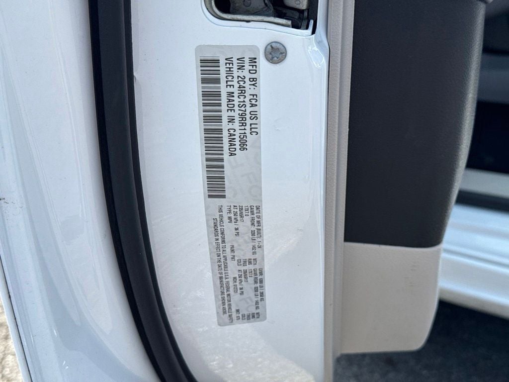 2024 Chrysler Pacifica Hybrid Select