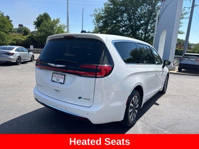 2024 Chrysler Pacifica Hybrid Select