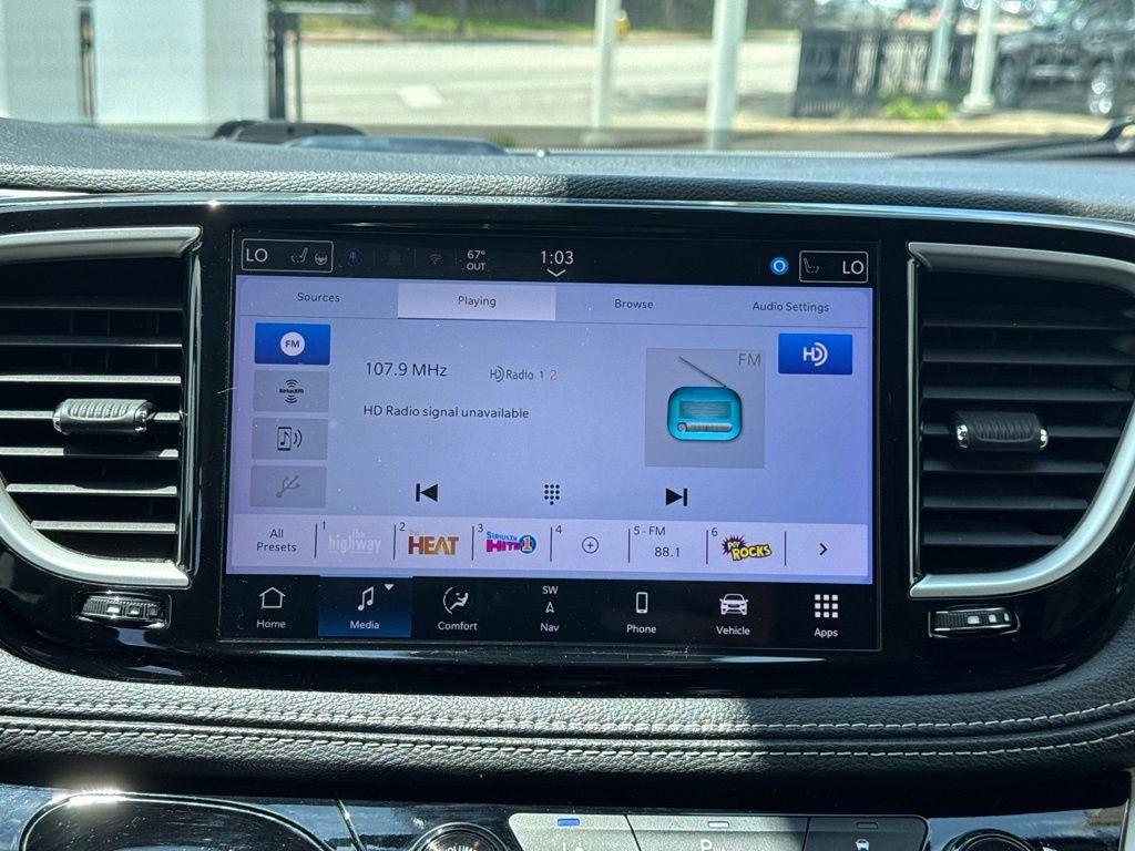 2024 Chrysler Pacifica Hybrid Select