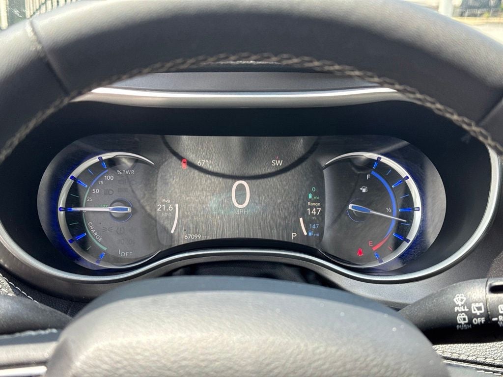 2024 Chrysler Pacifica Hybrid Select