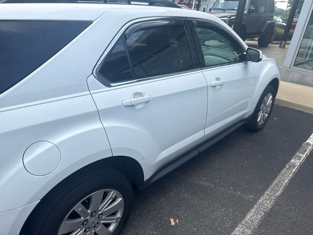2011 Chevrolet Equinox LT 2LT