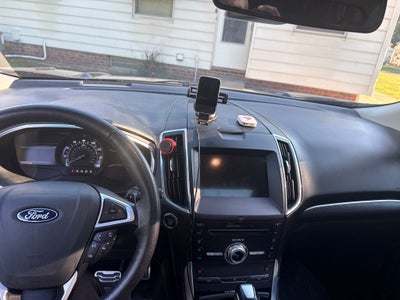 2018 Ford Edge Sport