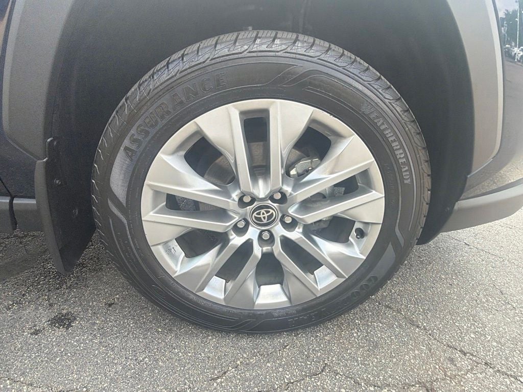 2023 Toyota RAV4 XLE Premium
