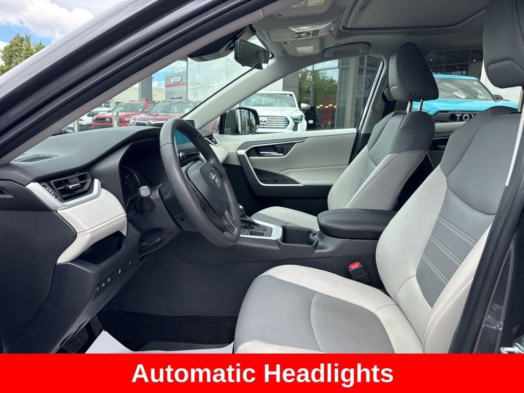 2023 Toyota RAV4 XLE Premium
