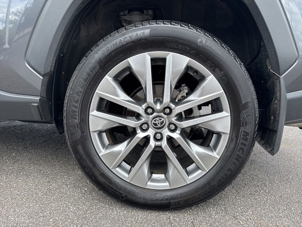 2023 Toyota RAV4 XLE Premium