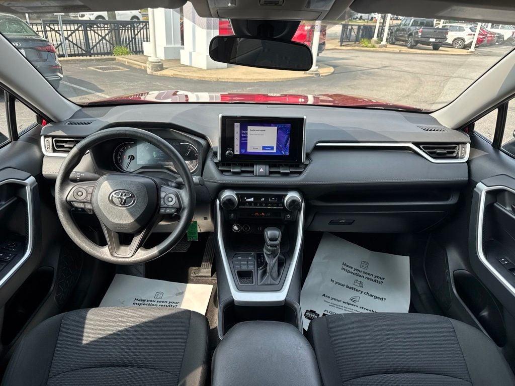 2023 Toyota RAV4 LE